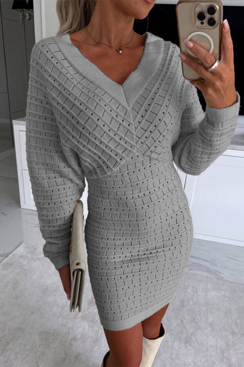 Well Tailored Dress with a Graceful Silhouette