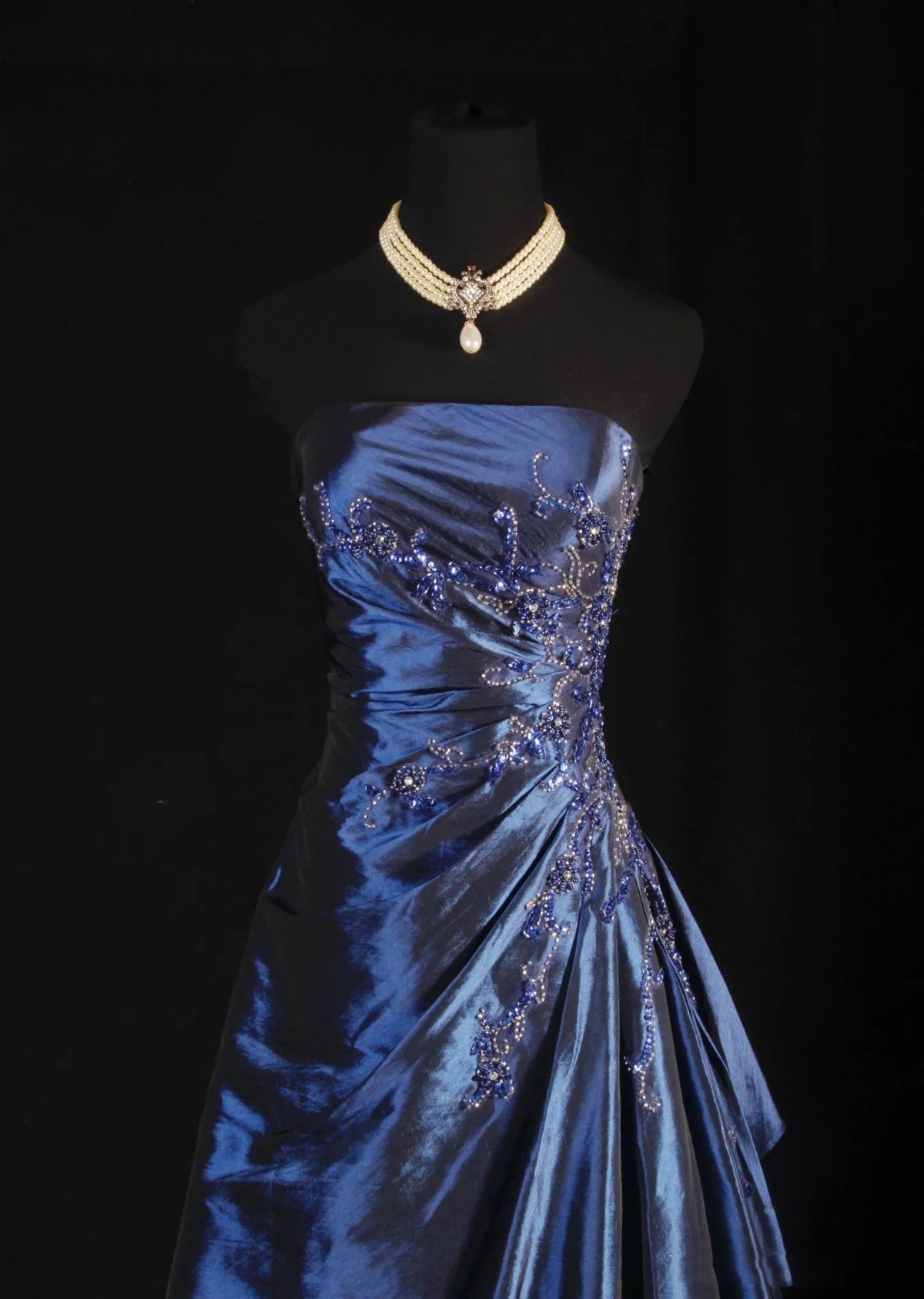 Vintage Ball Gown Strapless Navy Blue Satin Long Prom Dresses Party Dress - View 2 | VelvetHem
