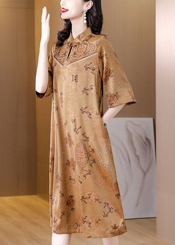 Well Tailored Dress with a Graceful Silhouette