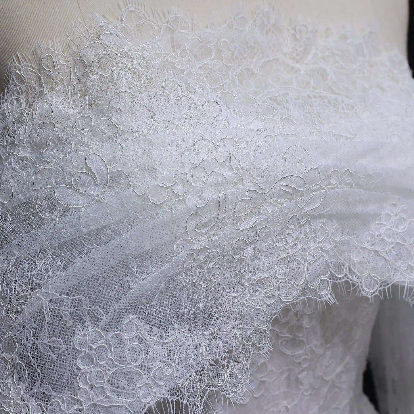 Luxury Off Shoulder Wedding Dress with Long Sleeves ZP175