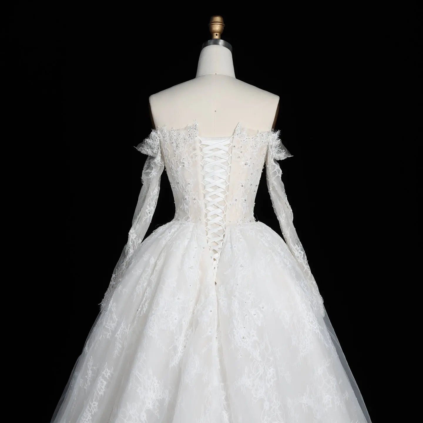 White Lace and Tulle Ball Gown Wedding Dress Off the Shoulder Beaded Bridal Dress ZP013