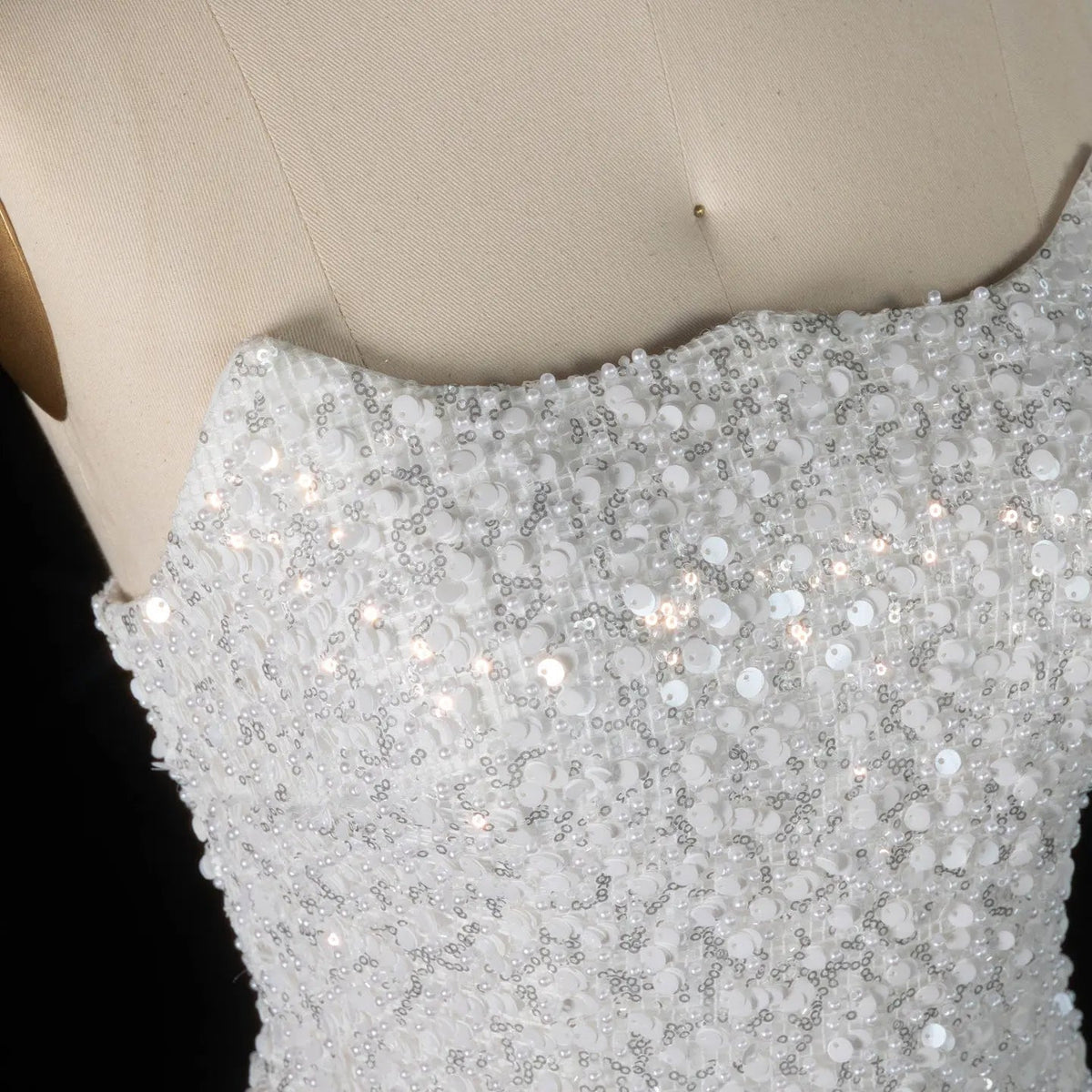 Luxury White Sequin Pearl Strapless Short Wedding Dress ZP189