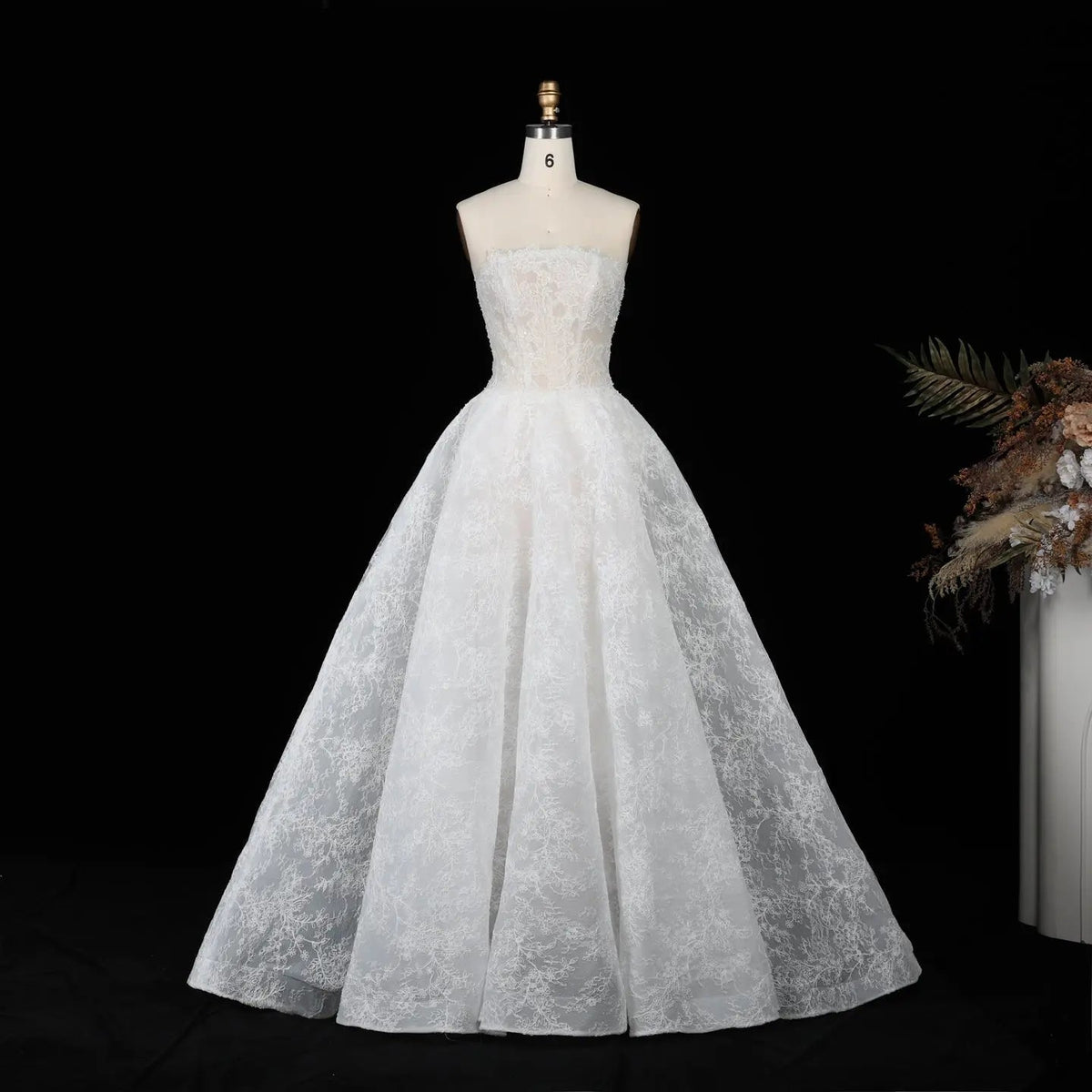 White Corset Strapless Lace Applique Tulle Bridal Ball Gown Wedding Dress ZP008