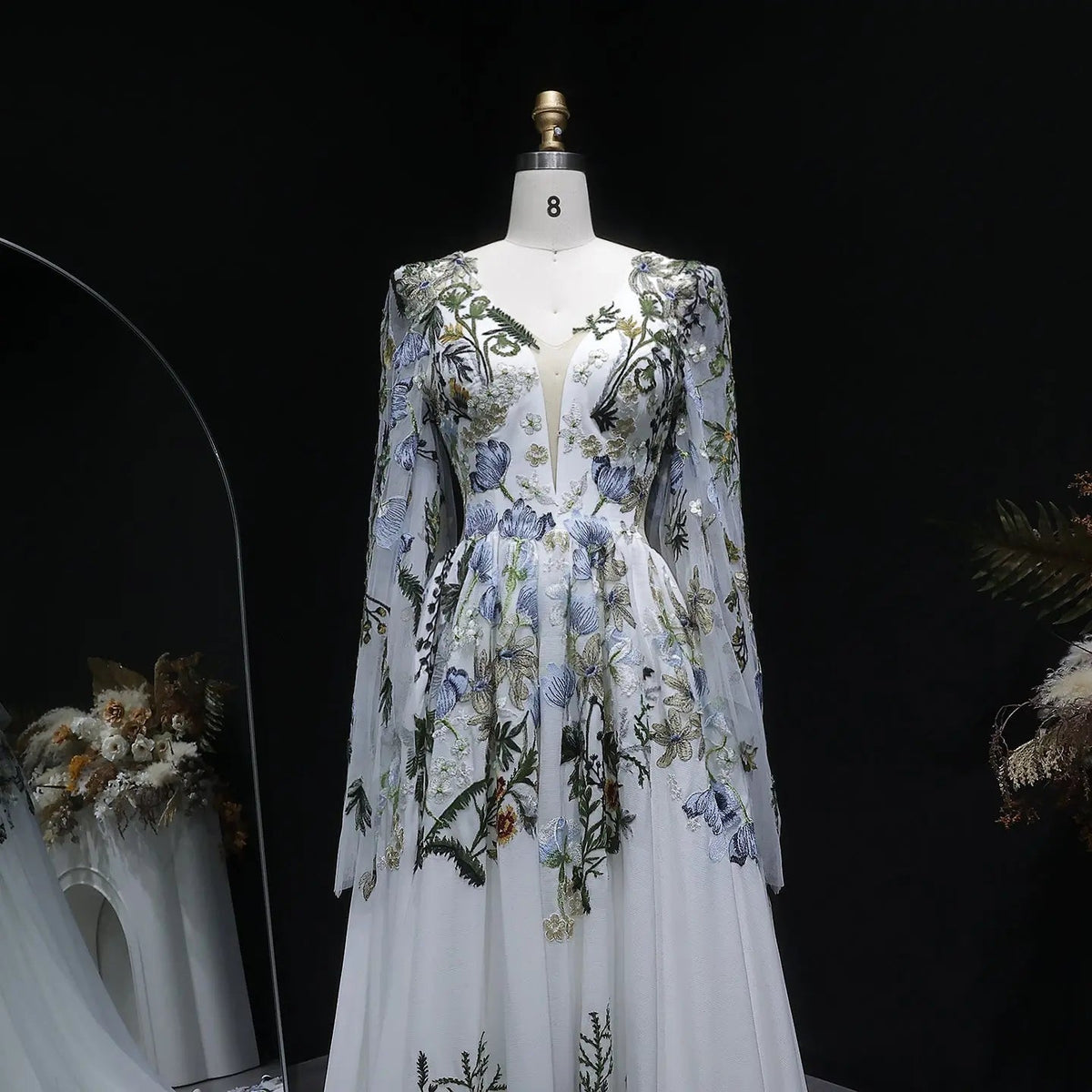 Luxury White Embroidery Long Sleeve Boho Train Wedding Dress ZP158