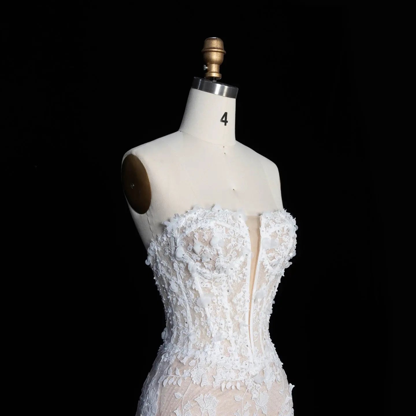 White Nude Lace Fairytale  Mermaid Wedding Dress 3D Floral  Train  ZP037