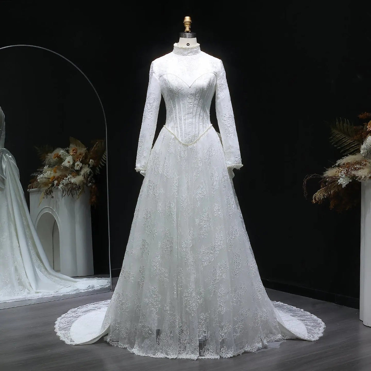 Luxury Pearl Long Sleeve Lace Wedding Dress ZP178