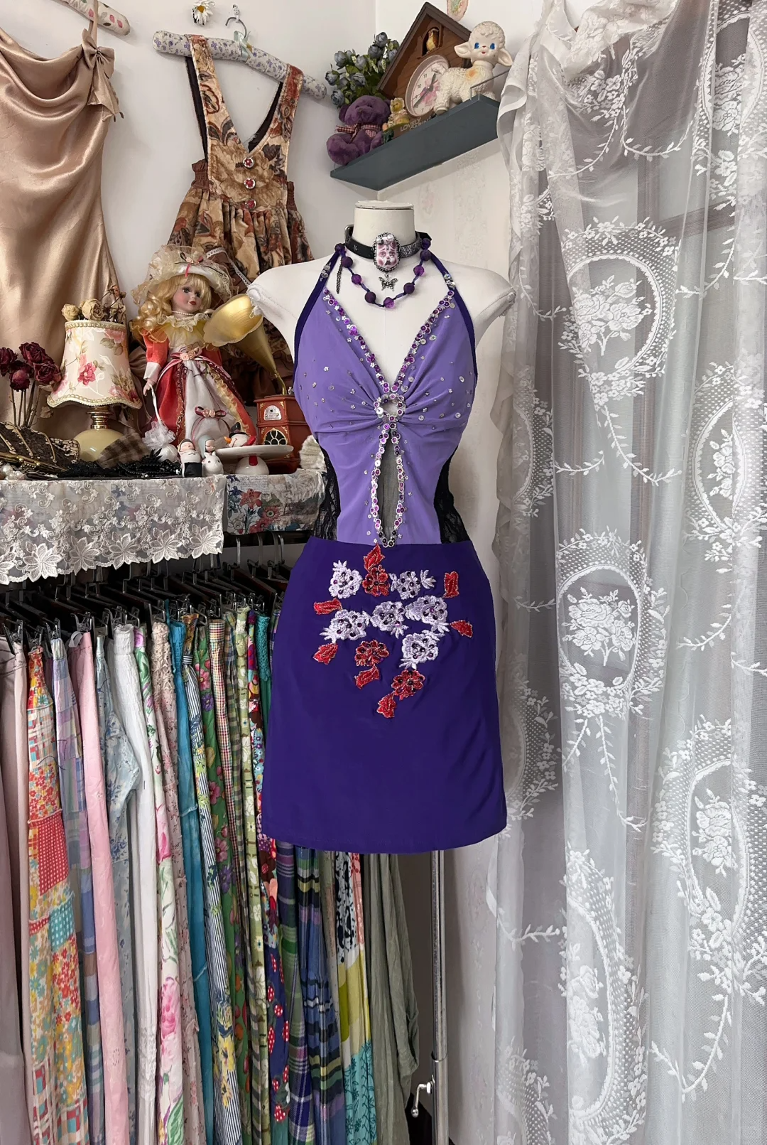 Charming Halter Beaded Sheath Cocktail Dress Birthday Dress Purple Backless Homecoming Dress - View 4 | VelvetHem