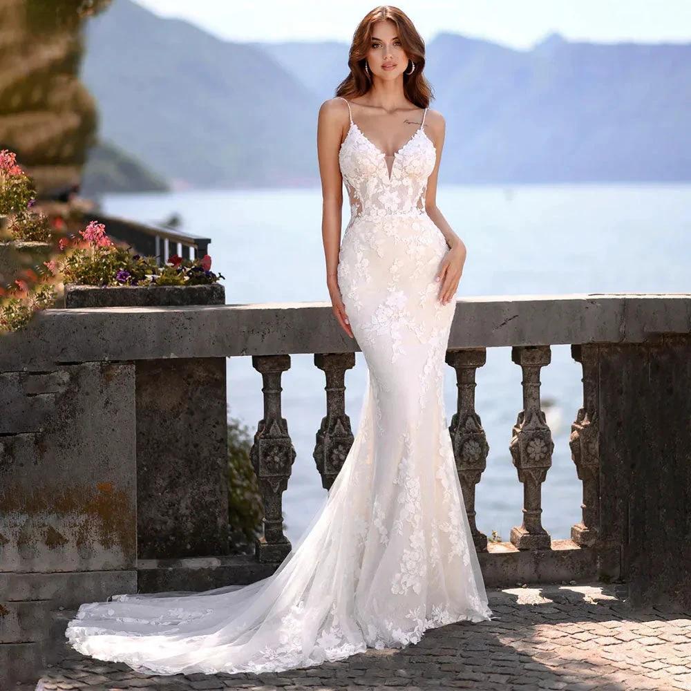 Elegant Mermaid Wedding Dress V-Neck Spaghetti Straps Lace Appliques Backless Bridal Gown Floor Length Vestidos De Novia (ZD13546) - VelvetHem