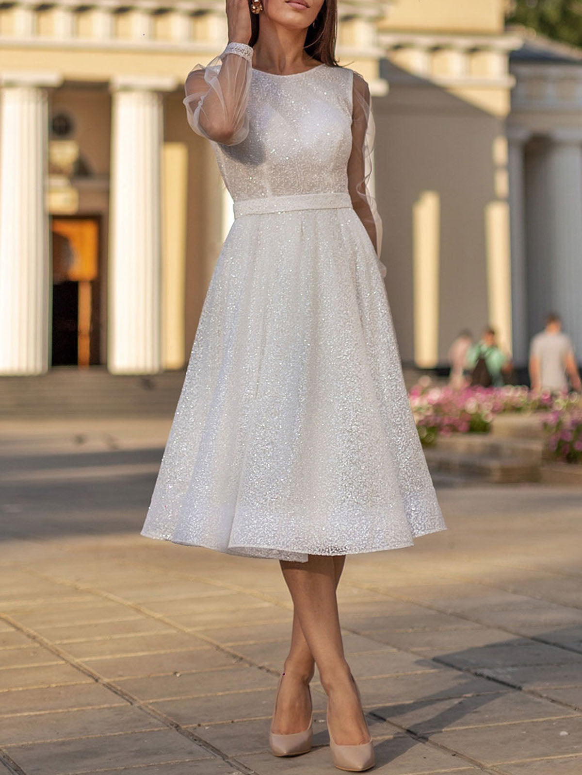 Beautifully Crafted Dress in a Classic Style