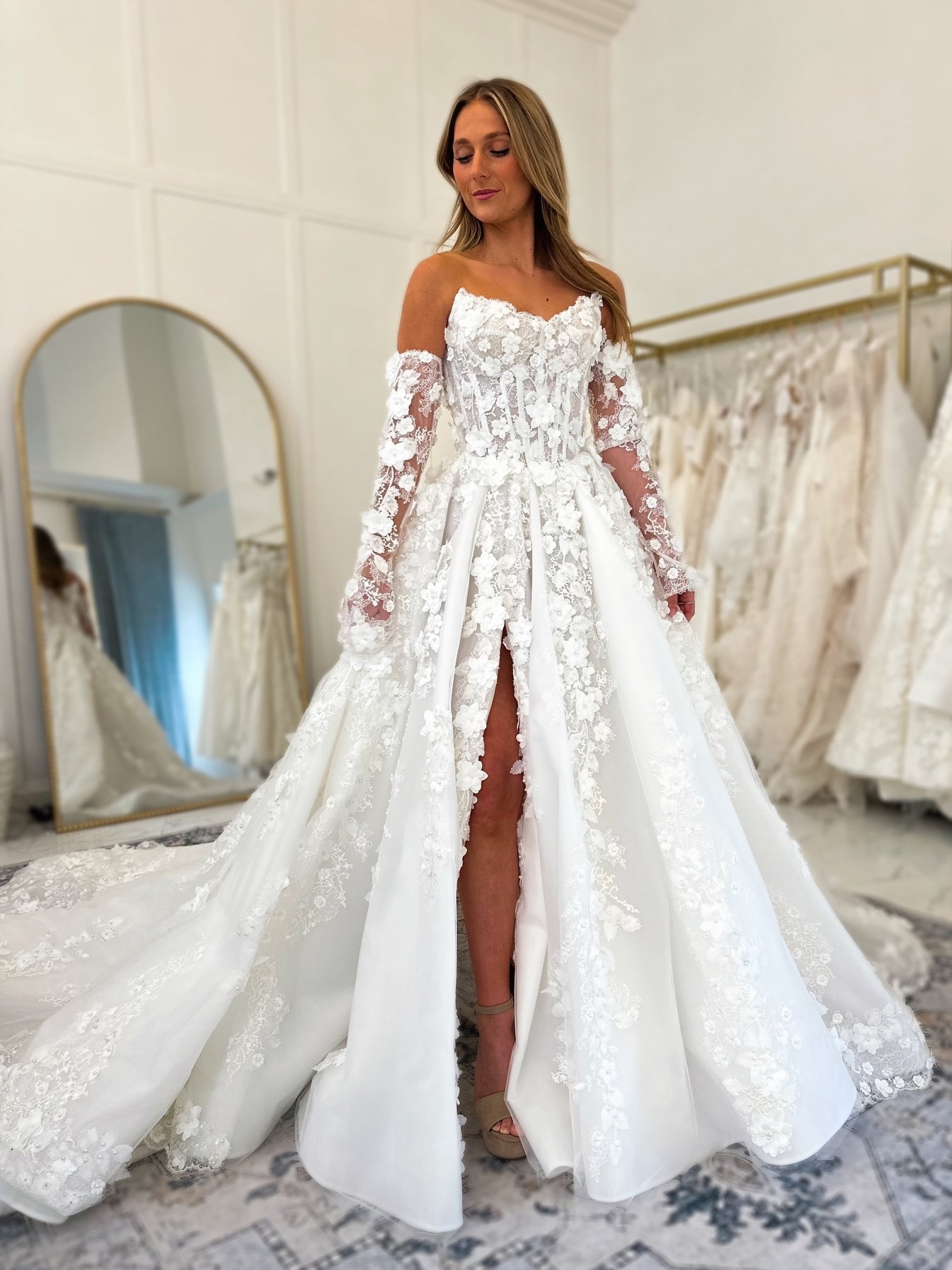 Front Split Luxury 3/4 Sleeve 3D Appliqué Lace Ballgown Wedding Dress
