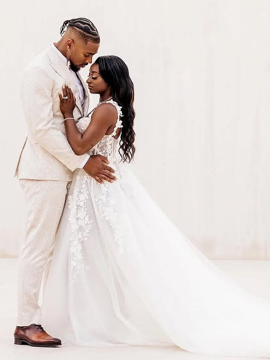 Classic Sweetheart Tulle Lace With Slit Wedding Gown