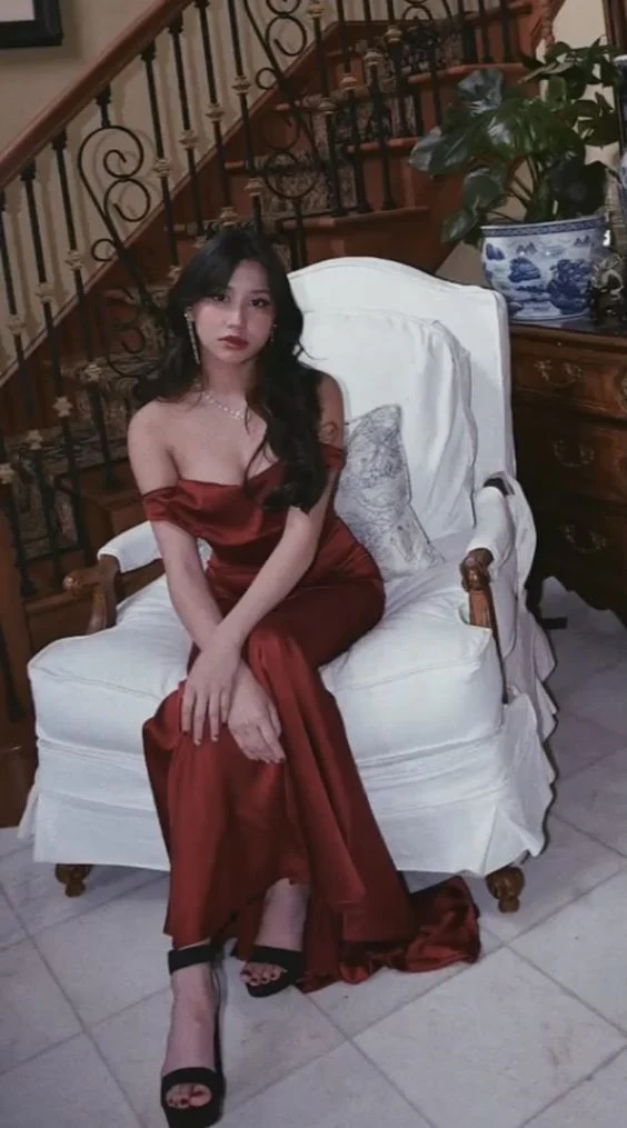 Burgundy Off Shoulder Evening Dress Elegant Party Prom Dress - View 2 | VelvetHem