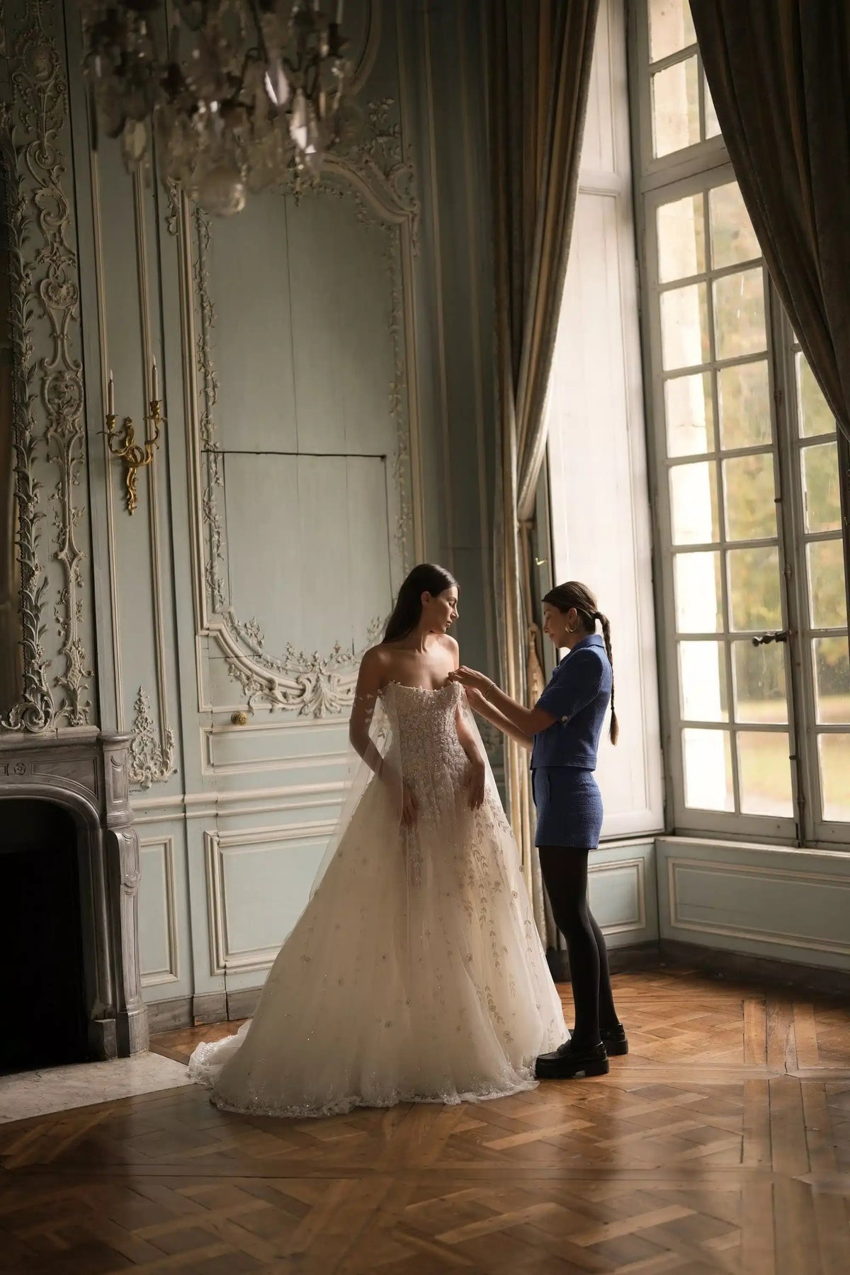 White Sparkly Beaded Corset Tulle Wedding Gown with Long Train ZP206