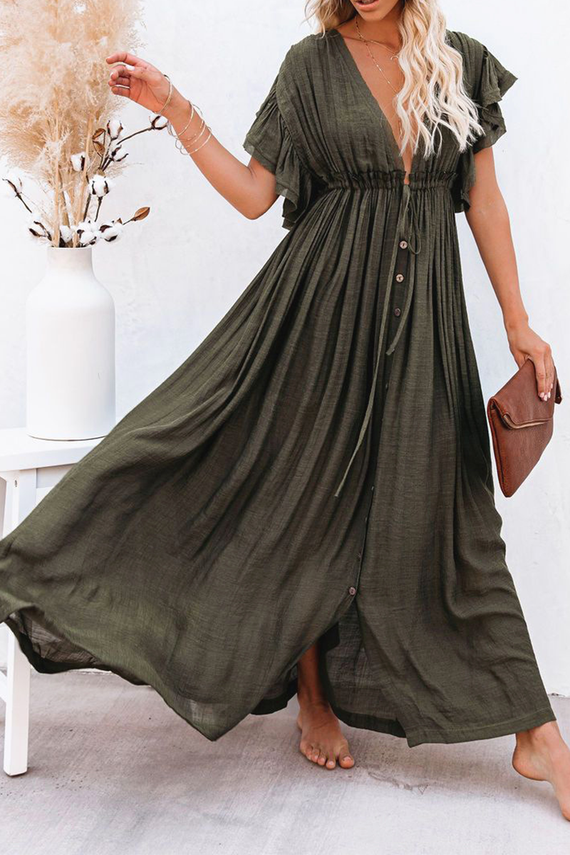 Sophisticated Dress with a Clean Classic Look
