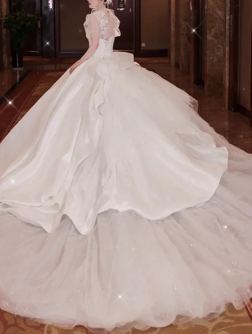 Chic A-line Long Sleeves Wedding Dress,Bridal Gown (ZD13702)