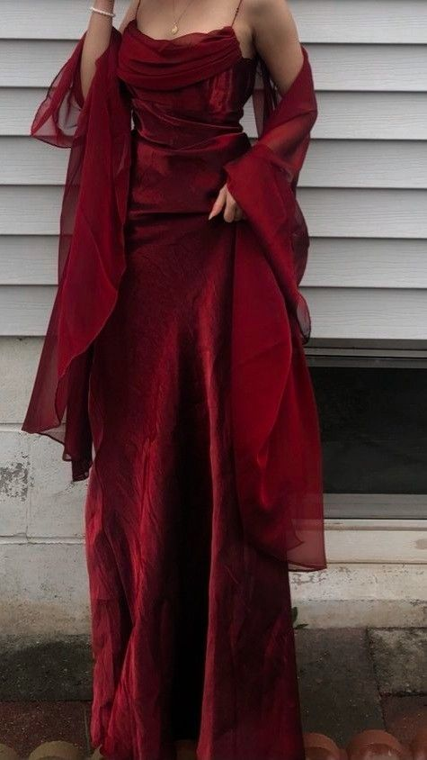 Vintage Green Spaghetti Straps Long A Line Evening Dress Formal Party Prom Dress - View 2 | VelvetHem