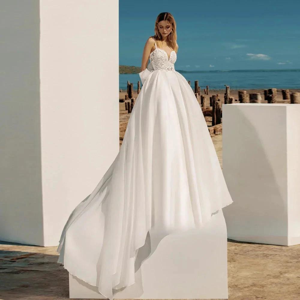 A-Line Bohemian Wedding Dresses Women's Sweetheart Spaghetti Strap Backless Vestido De Beaded Shiny Back Bowknot Robe De Mariee by payinti