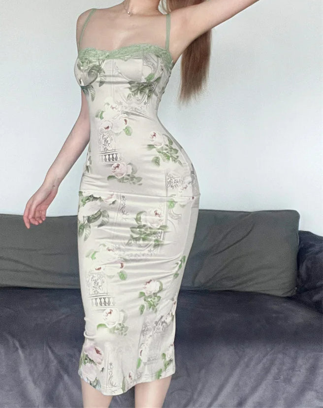 Retro Suspender Queen Floral Dress - VelvetHem