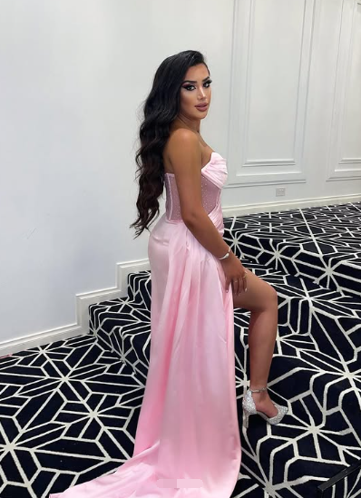Sexy 17th Birthday Dress Strapless Mermaid Prom Dresses for Black Girls Thigh-High Slits Pleats Beading Birthday Outfits - View 4 | VelvetHem