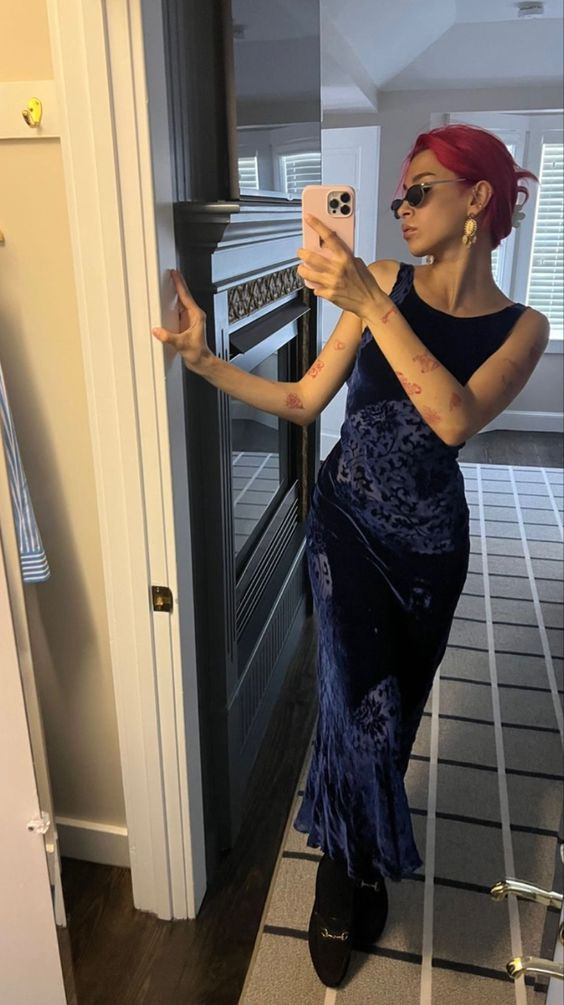Vintage Velvet Evening Dress,Reception Dress - View 2 | VelvetHem