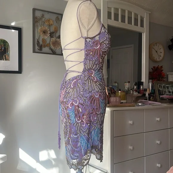 Gorgeous Spaghetti Straps Beaded Lilac Cocktail Dress Formal 8th Grade Homecoming Dress
