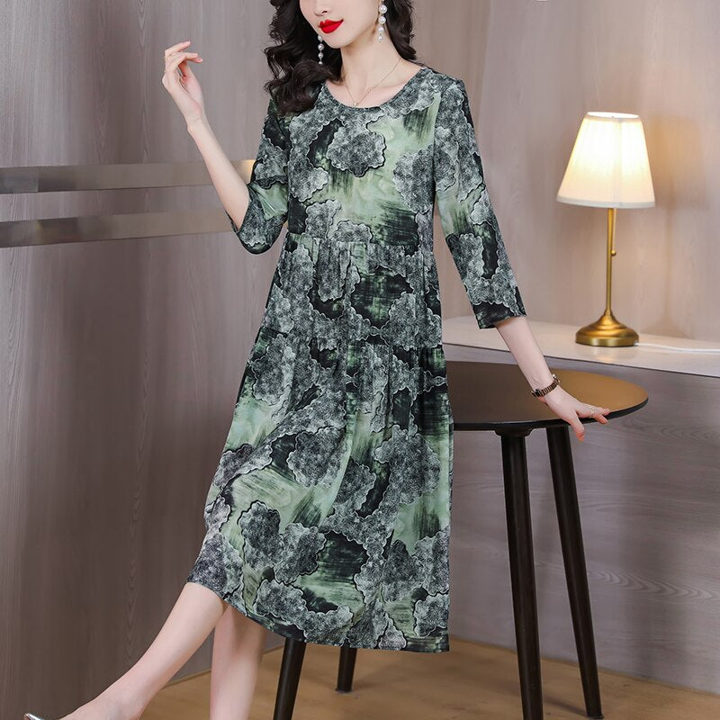 Classic Vintage & Enduringly Stylish Dress