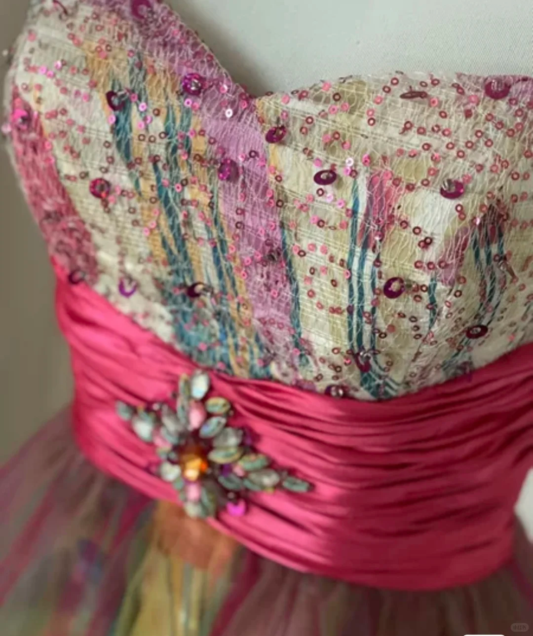 Vintage Spaghetti Straps Tulle Sequin Beaded Mini Homecoming Dress Party Dress