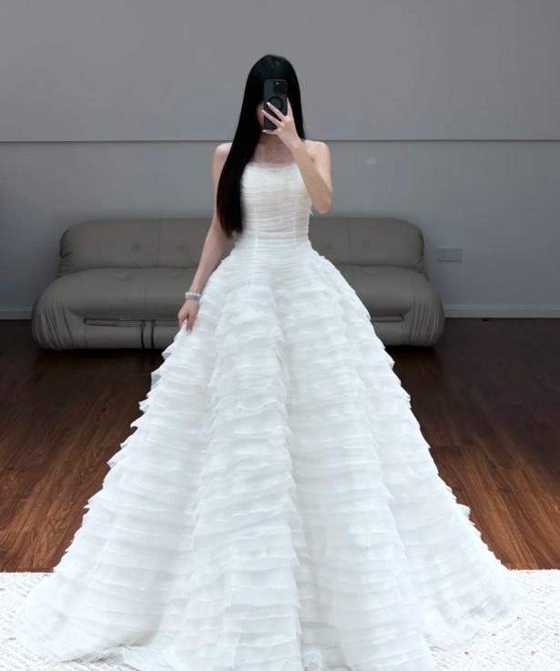 Ball Gown White Wedding Dress Tiered Wedding Gowns - VelvetHem