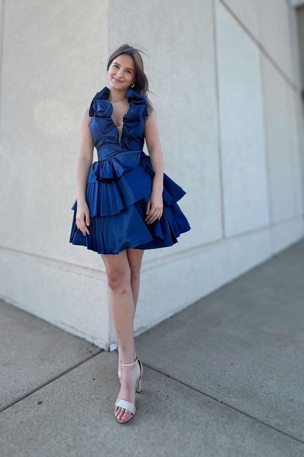 A Line Light Blue Homecoming Dresses Halter Short Cocktail Dresses With Ruffles