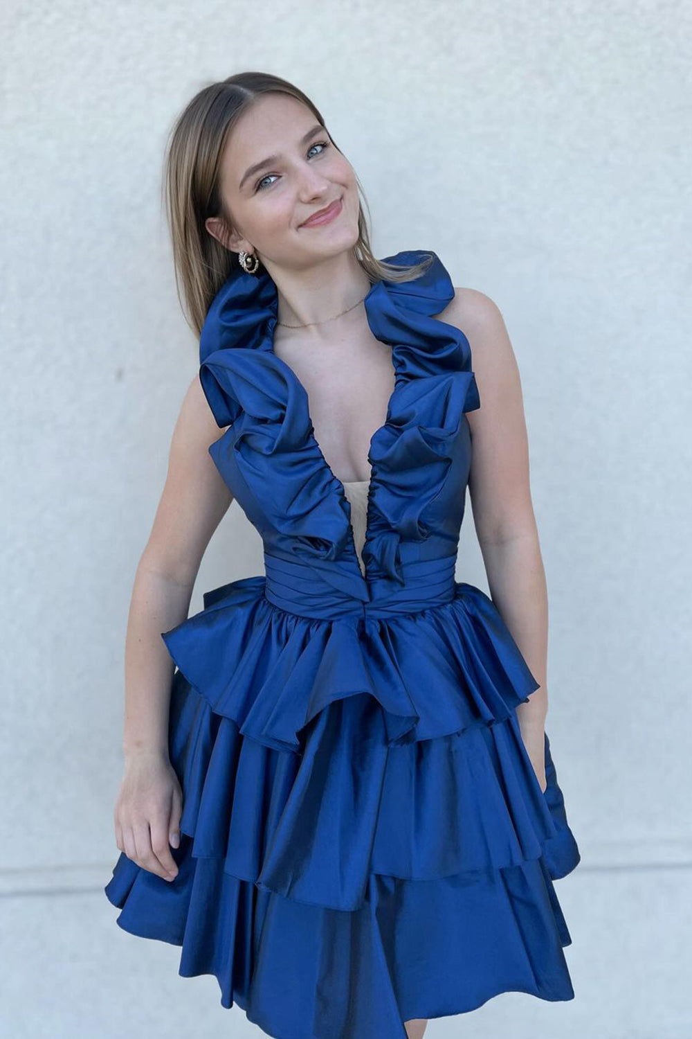 A Line Light Blue Homecoming Dresses Halter Short Cocktail Dresses With Ruffles