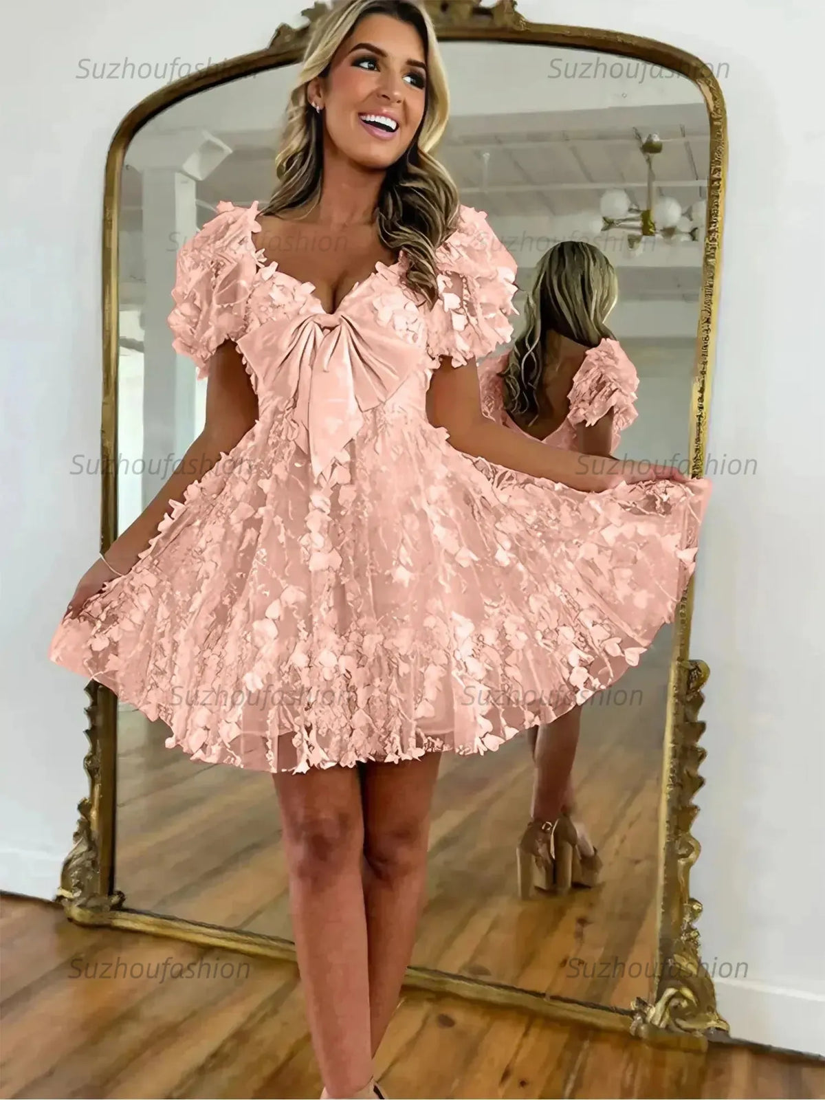 Suzhoufashion A-Line Puff Sleeves Short Tulle Homecoming Dress With Bowknot
