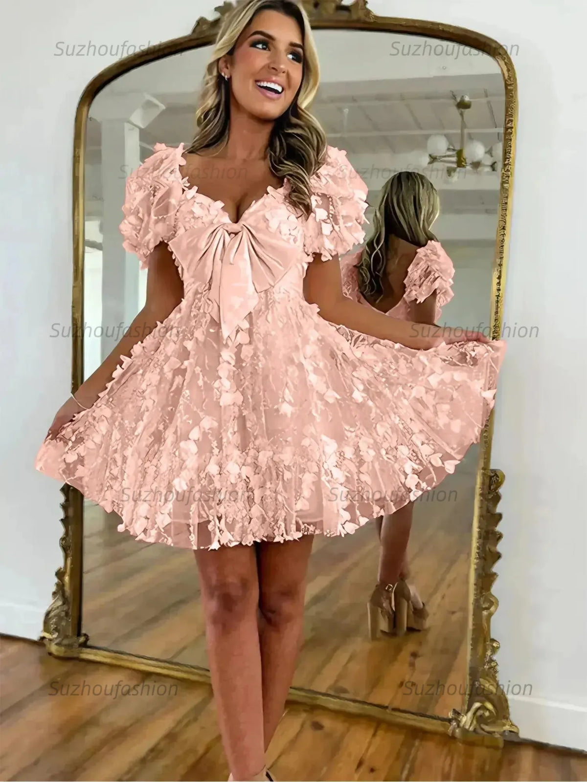 Suzhoufashion A-Line Puff Sleeves Short Tulle Homecoming Dress With Bowknot