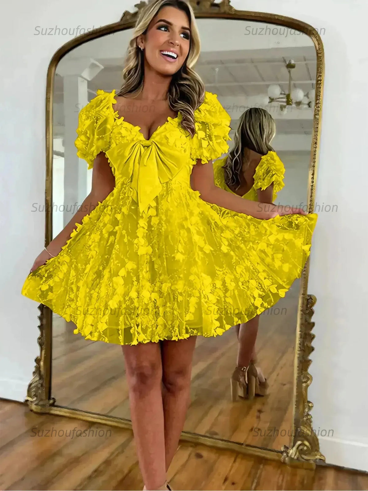 Suzhoufashion A-Line Puff Sleeves Short Tulle Homecoming Dress With Bowknot