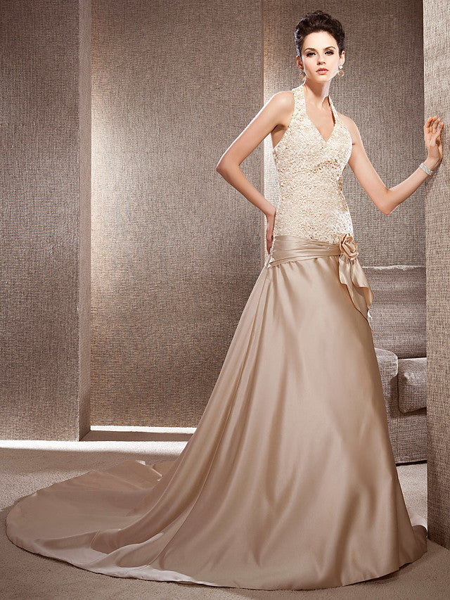 A Line Wedding Dress V Neck Lace Satin Sleeveless Bridal Gowns with Chapel Train