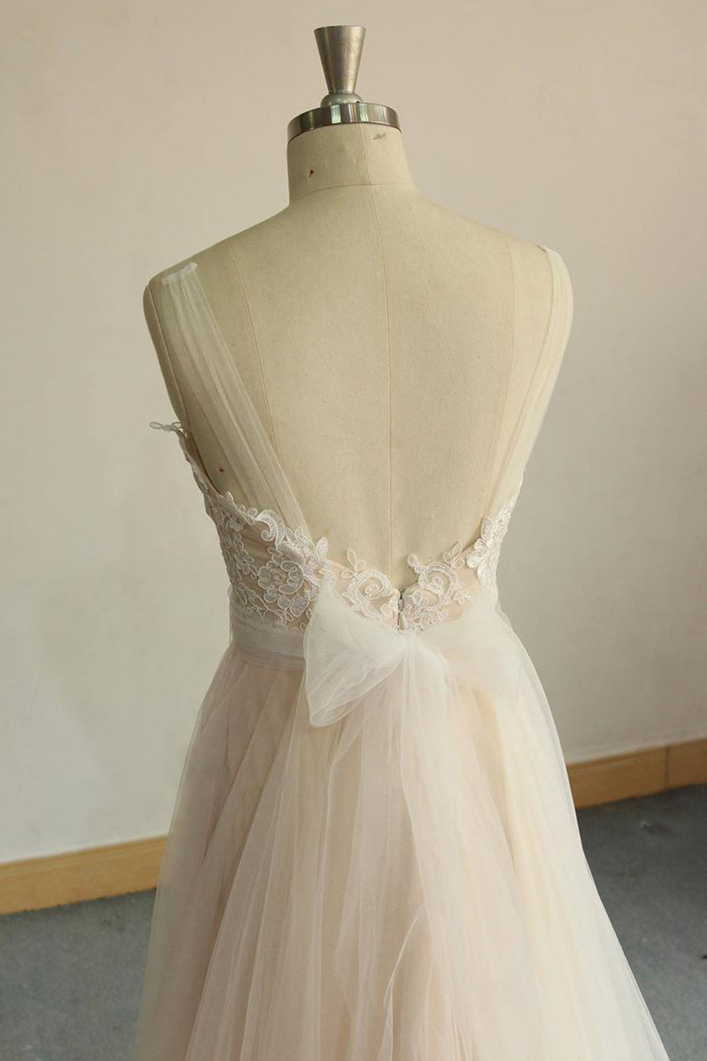 Affordable Jewel Sleeveless A-line Wedding Dress | Tulle Lace Bridal Gowns