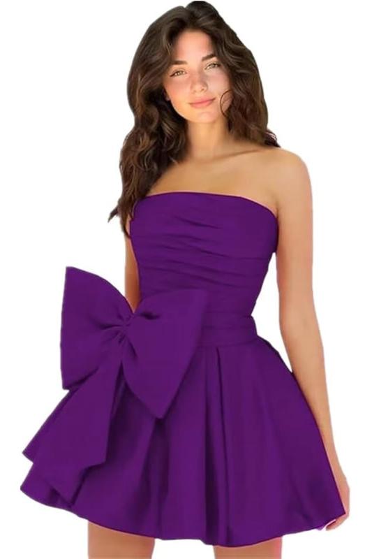 Amazing Sleeveless Pleats Short Homecoming Dresses with Bow