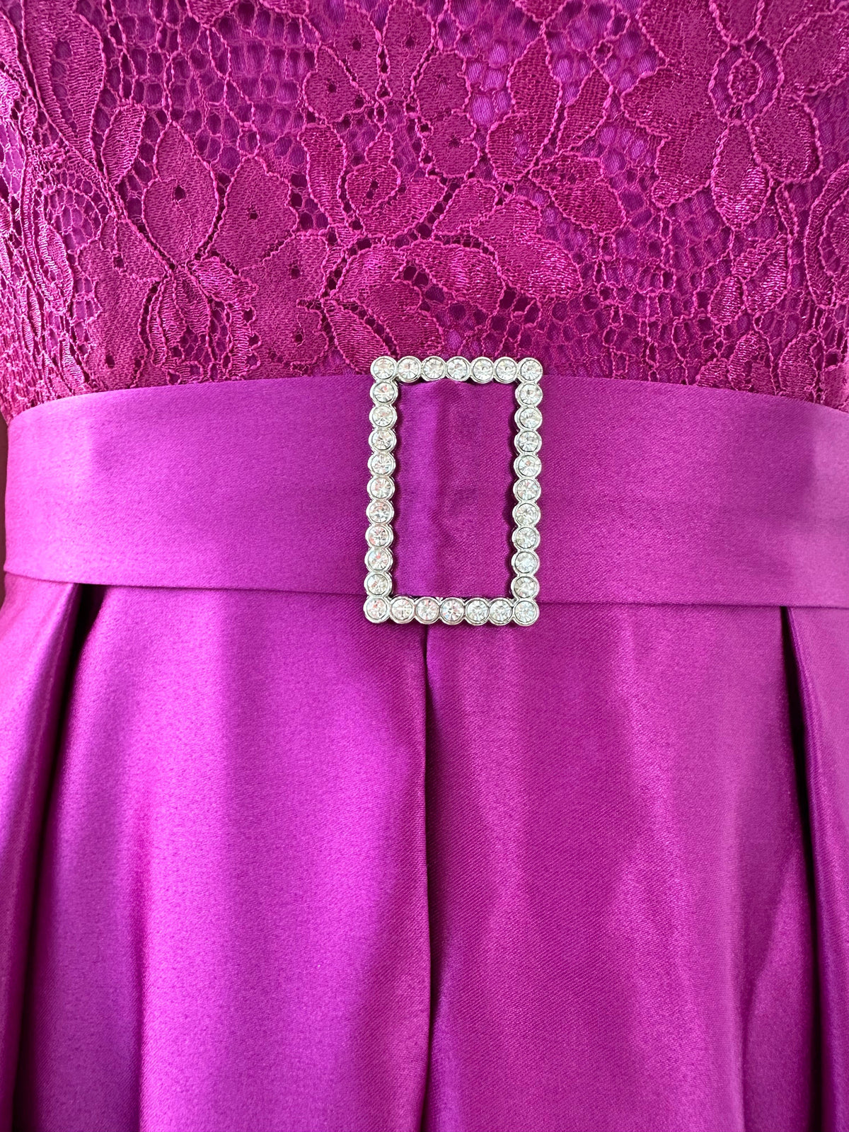 Asymmetrical A Line Mother of the Bride Dress with Scoop Neck and Short Sleeves