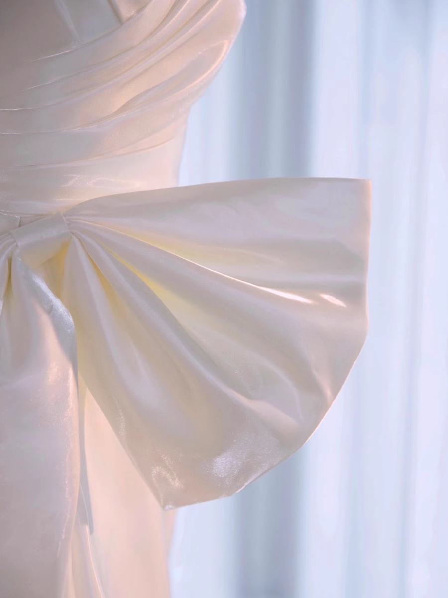 Beautiful High Low Spaghetti Straps Satin White Wedding Dresses