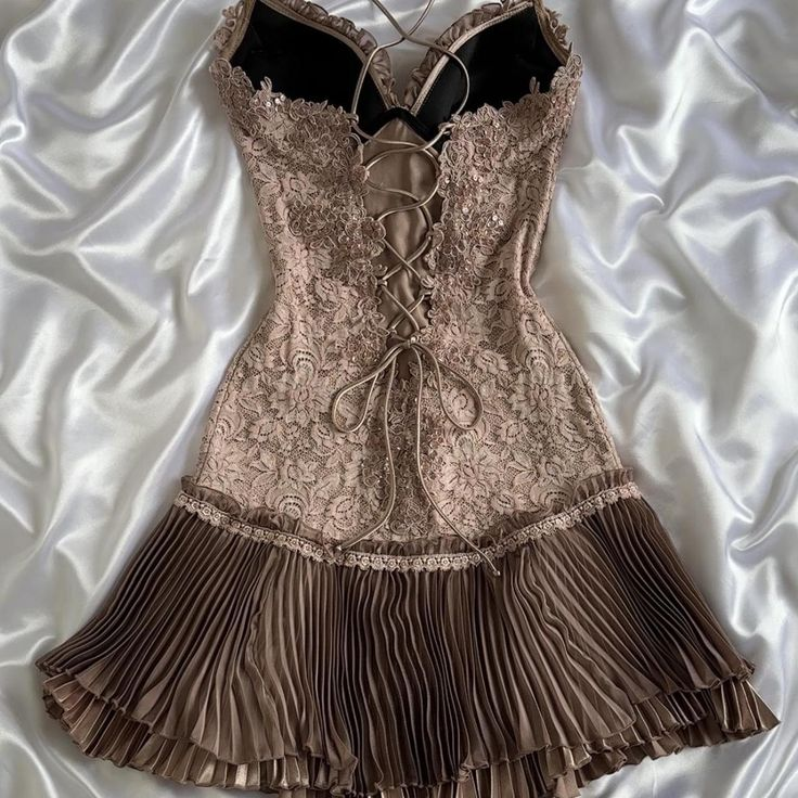 Brown Vintage Lace Beading Pleated Birthday Party Dress Short Homecoming Dress