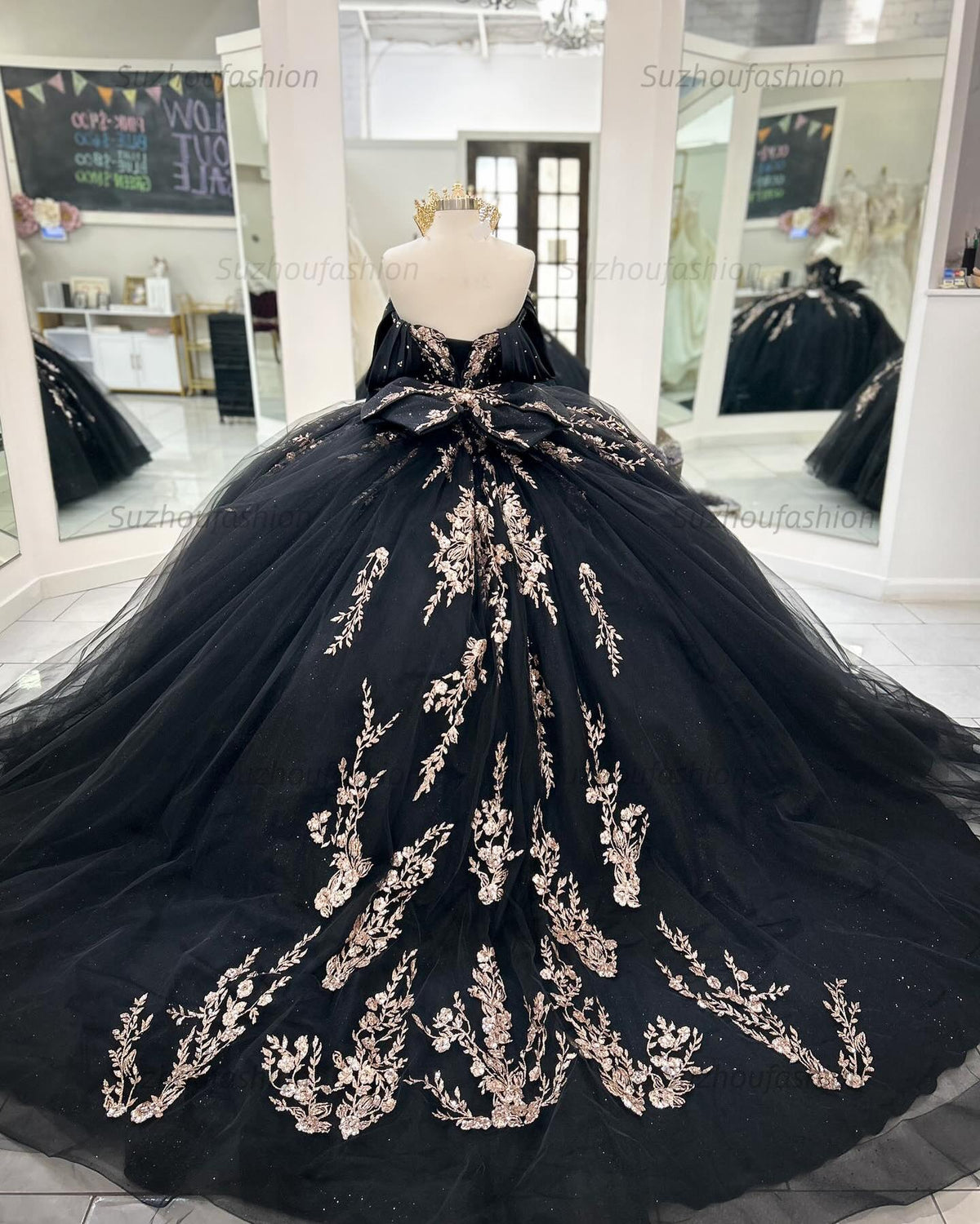 Ball Gown Off Shoulder Sleeveless Pleated Beaded Gold Appliques Bow Knot Lace Up Balck Tulle Quinceanera Dress Birthday Party Dress For Sweet 16
