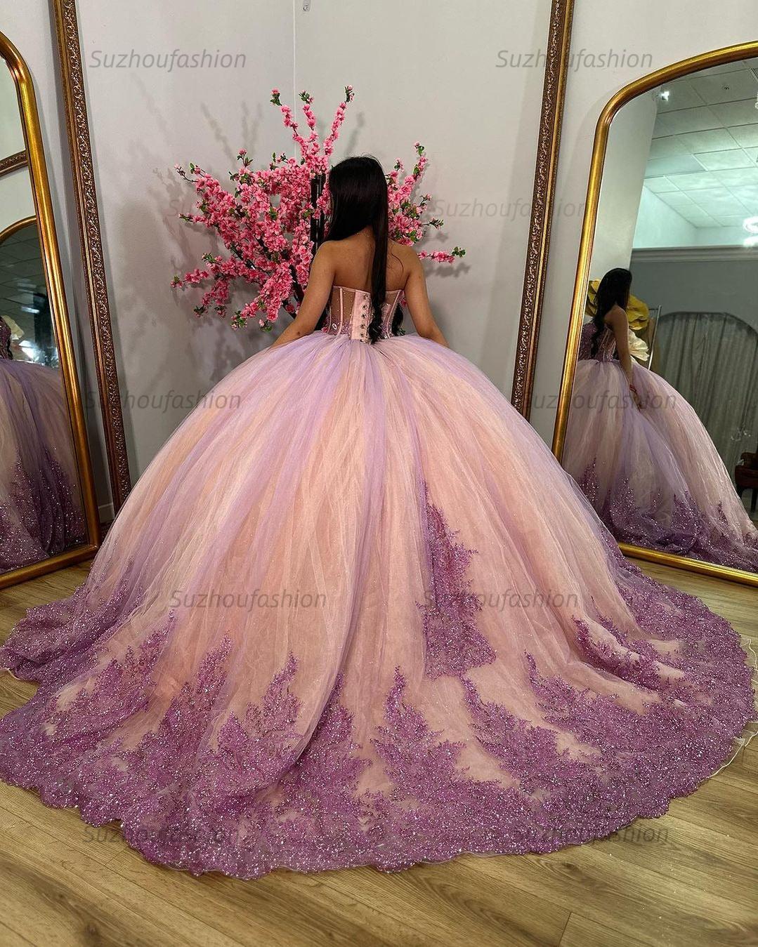 Ball Gown Sweetheart Neck Sleeveless Lace Appliques Princess Formal Evening Party Gown Quinceanera Dressfor Sweet 16