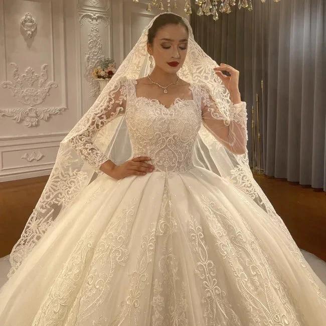 Ball Gown Sweetheart Tulle Long Sleeves Appliques Floor-Length Wedding Dresses with Lace (ZD15731)