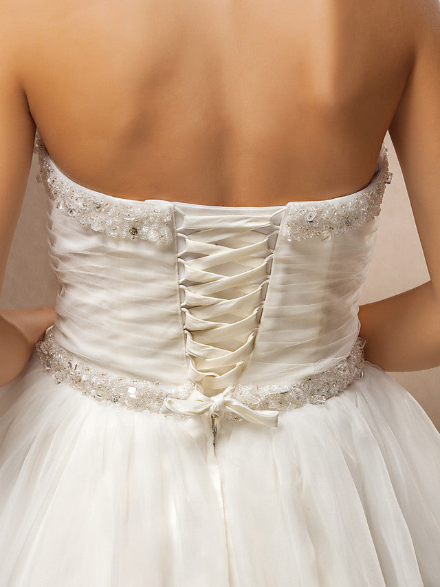 Ball Gown Wedding Dress Strapless Tulle Sleeveless Bridal Gowns On Sale