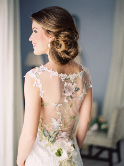 Beautiful White Lace Flower Beach Wedding Dress Popular Sweep Train Formal Plus Size Bridal Gown