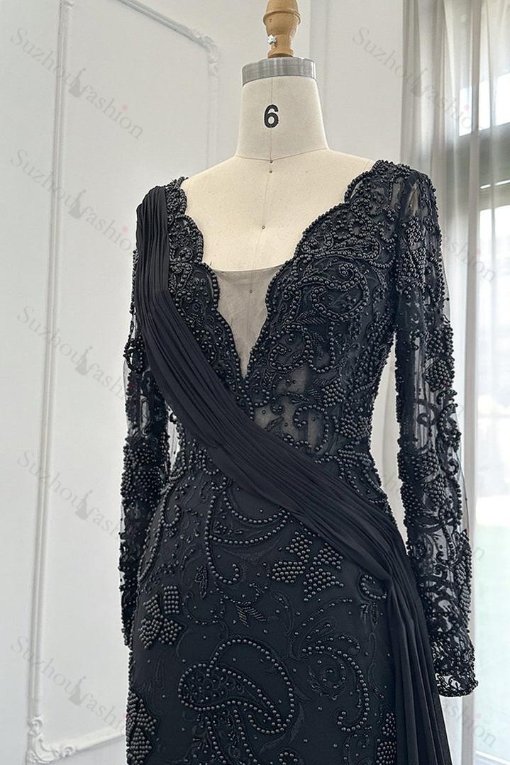 Black Prom Dress V Neck Mermaid Evening Formal Dress Long Sleeves With Appliques Ruffled