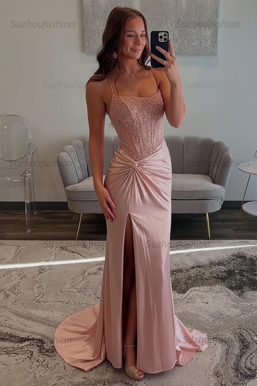 Red Prom Dress Spaghetti Straps Ruhed Long Lace Formal Dress With Appliques