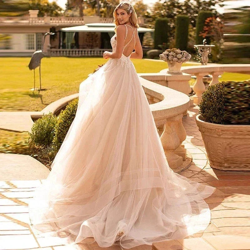 Bohemian Wedding Dresses Sexy Women Elegant Sleeveless Bridal Gowns A-Line Tulle Lace Applique Sexy Backless Robe Vestido (ZD14137)