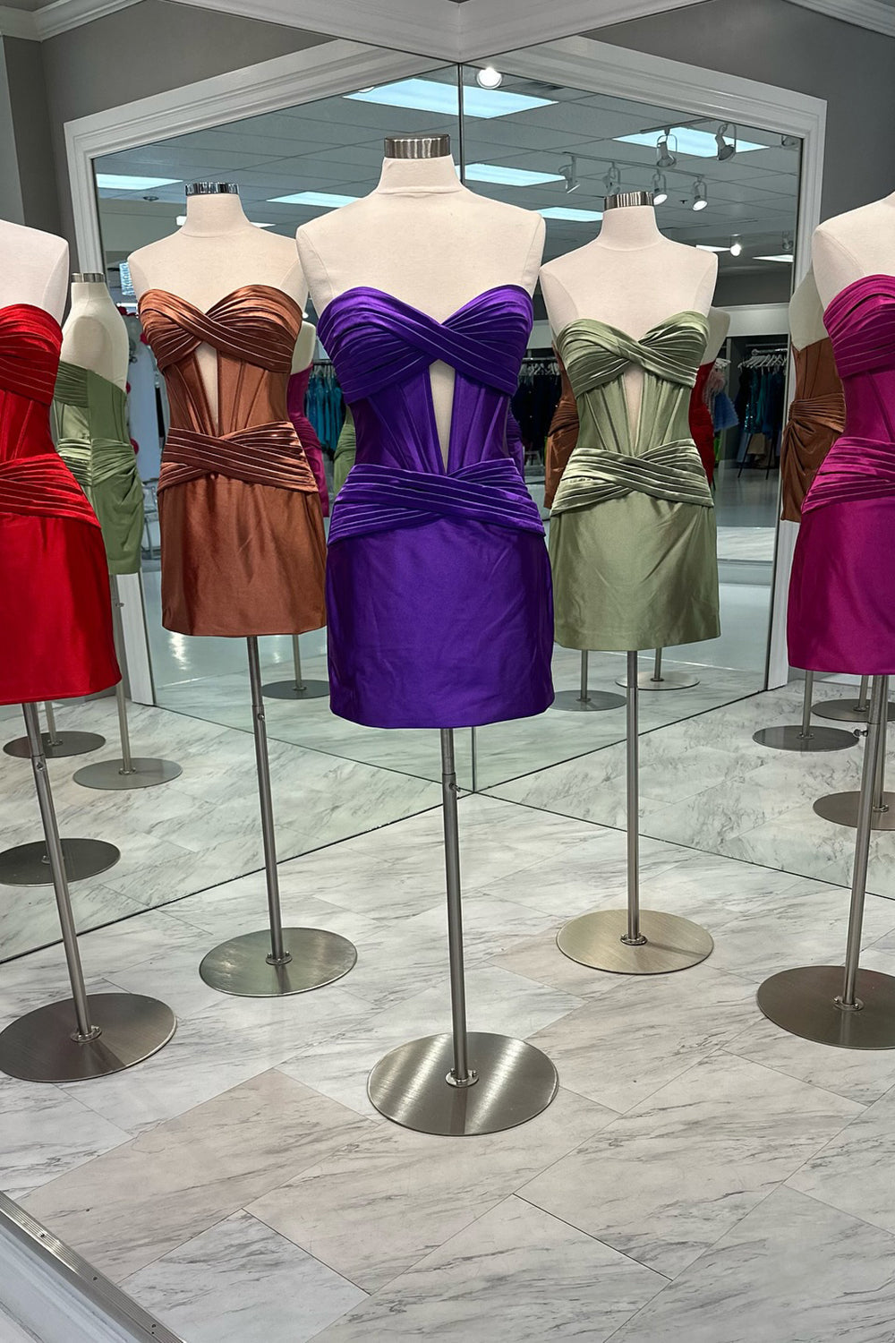 Burgundy Homecoming Dresses Corset Strapless Tight Short Cocktail Dresses