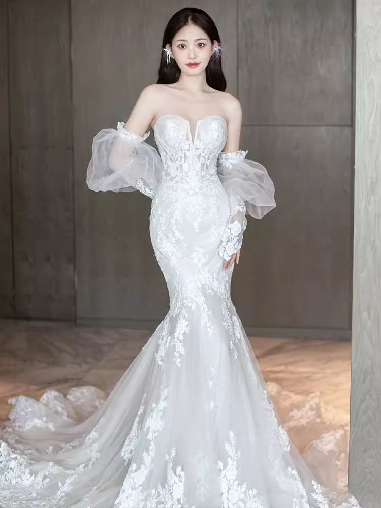 Vintage Mermaid Strapless Neckline Lace Wedding Dress - View 3 | VelvetHem
