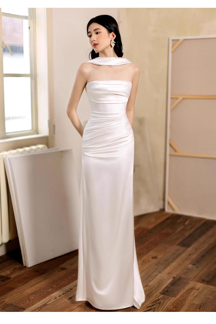 Pretty Sheath Scoop Neckline Satin White Slit Long Prom Dresses With Ribbon - View 5 | VelvetHem